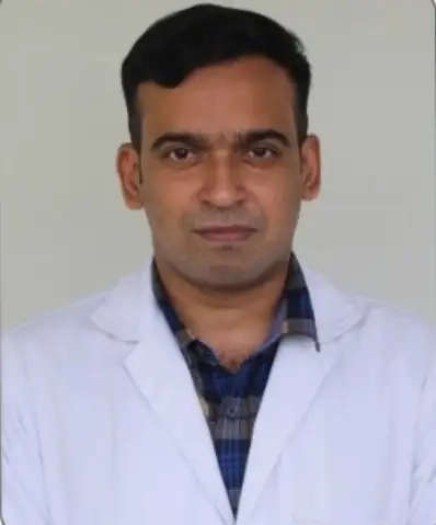 Dr. Vishakh Padmakumar  - Consultant - Vitreo Retina